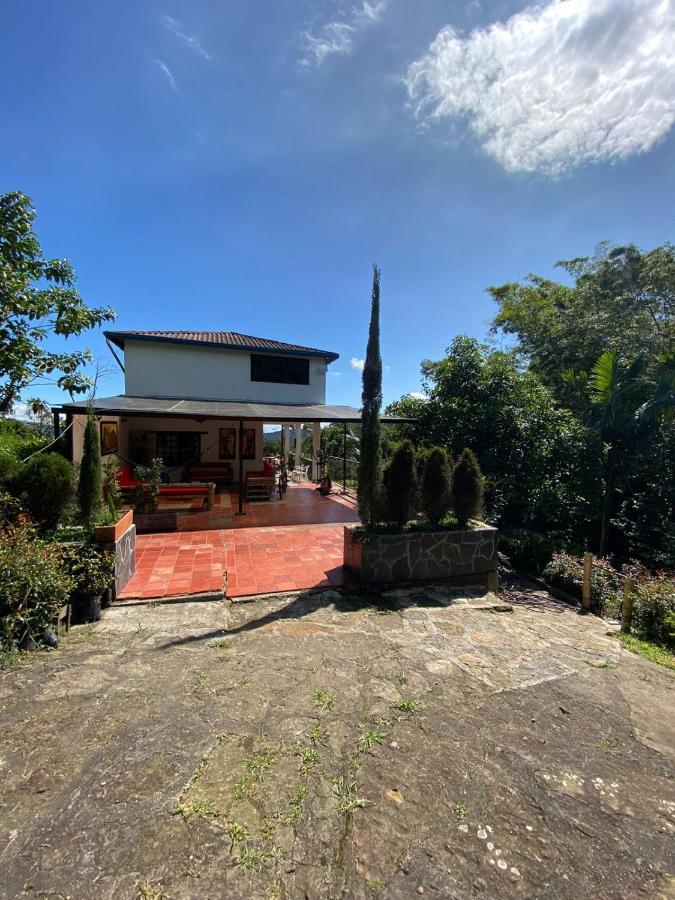 Finca Exclusiva: Eco-Retreat for Families and Friends Alban  Exterior photo